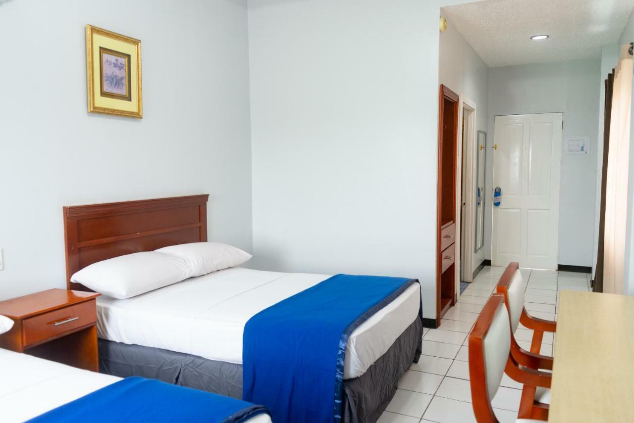 Status Hotel 乔治敦 外观 照片